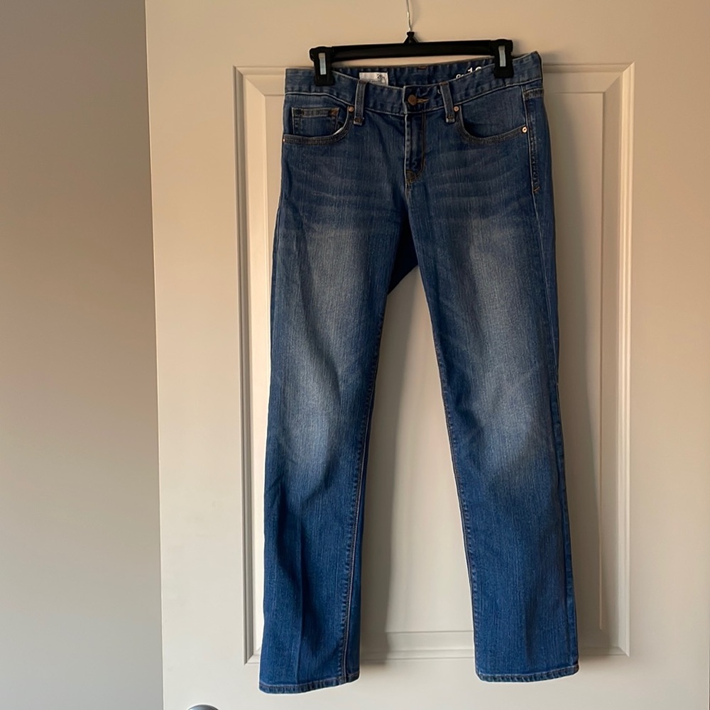 Low Rise straight leg Gap Jeans